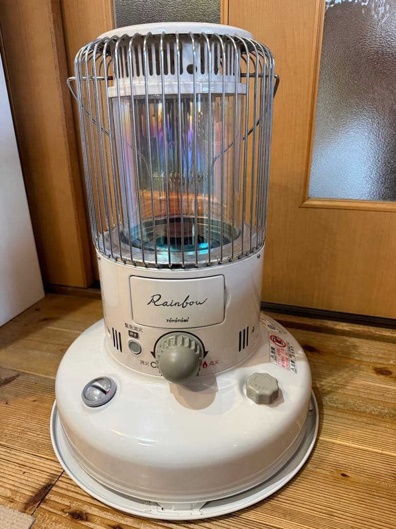 TOYOTOMIレインボー石油ストーブ　ホワイト