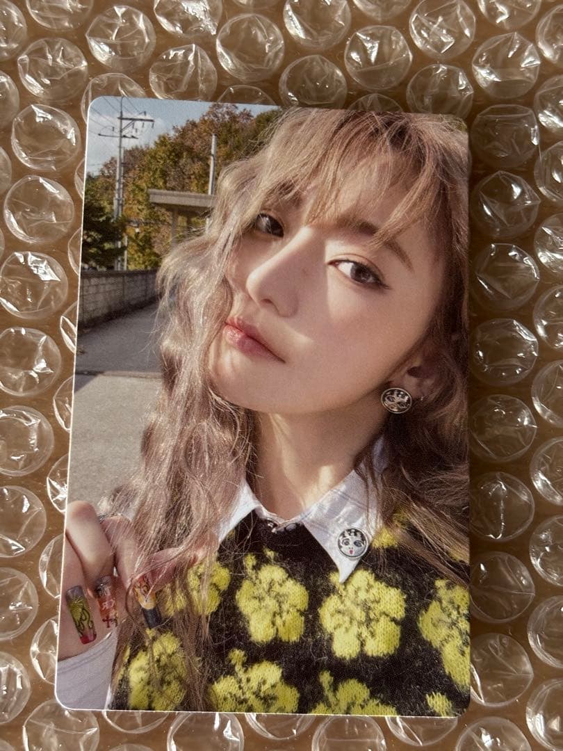 LE SSERAFIM ルセラフィム サクラ HOT トレカ アメリカ限定