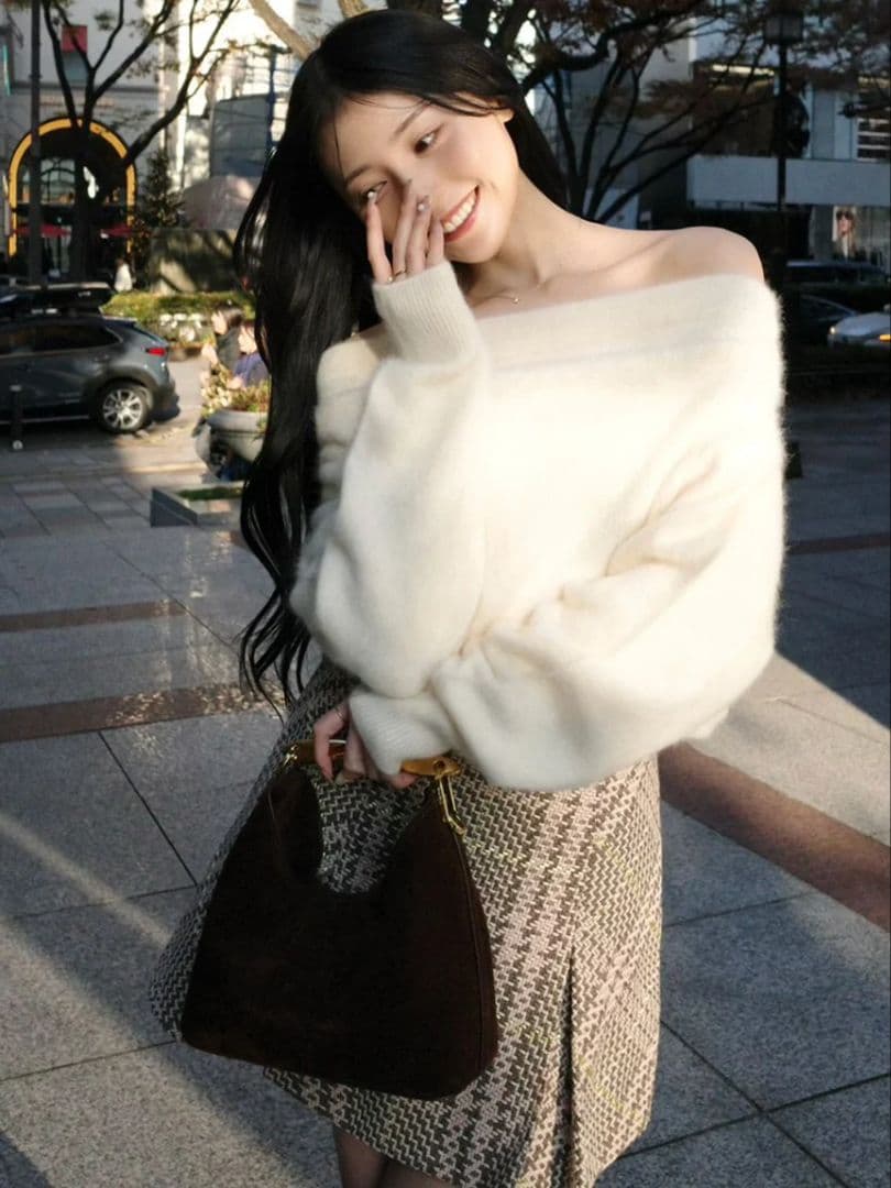 【新品未使用タグ付】フォックスカシミヤオフショルプルオーバー SNIDEL