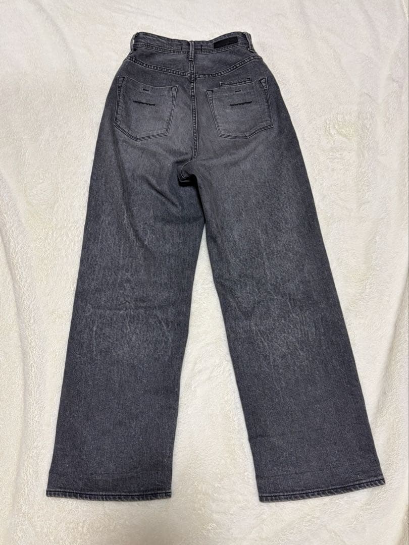 【美品】YANUK ヤヌーク ルーズストレート JOAN ジョーン 22