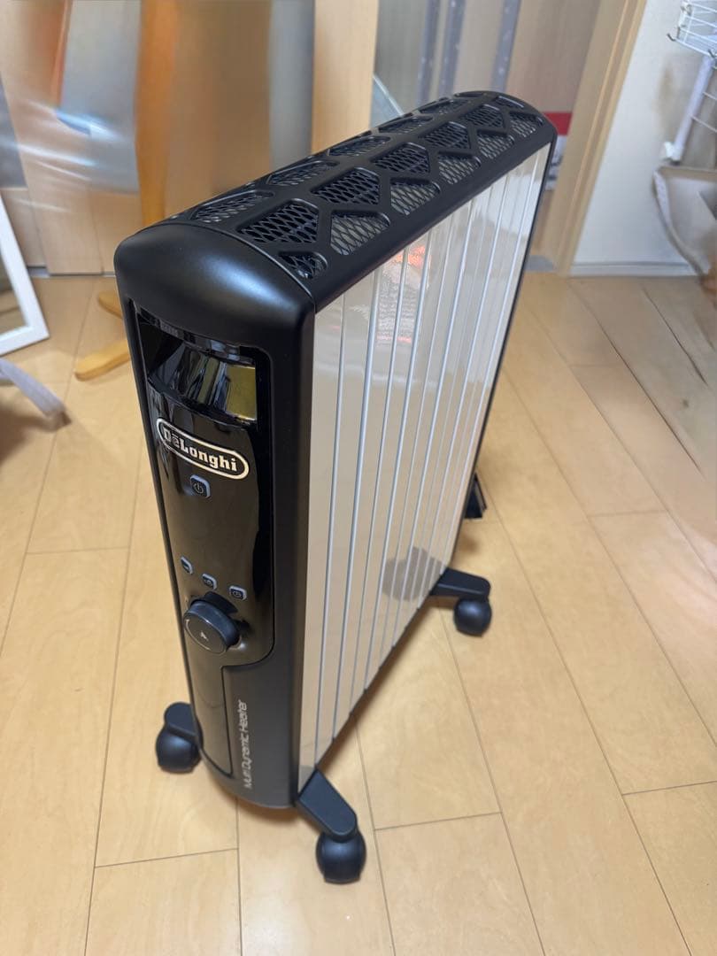 De'Longhi オイルヒーター ブラック/ホワイト