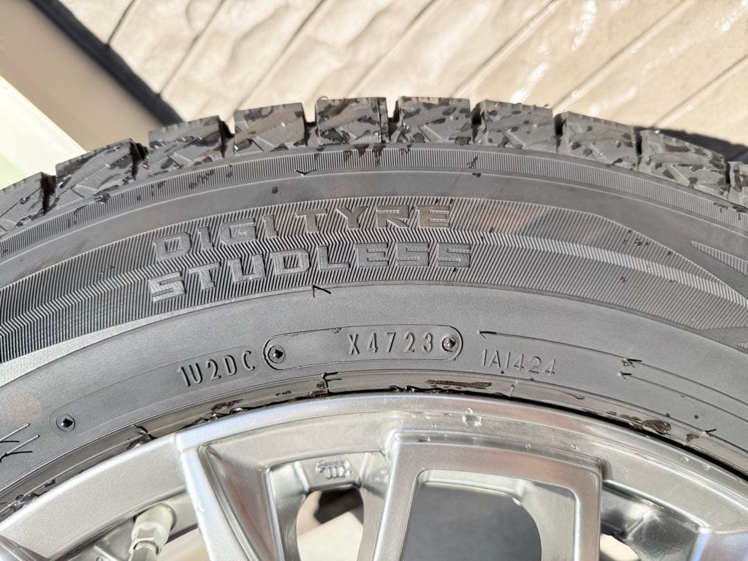 【バリ溝】現行レクサスNX　スタッドレス＋ホイールセット　対面受渡可