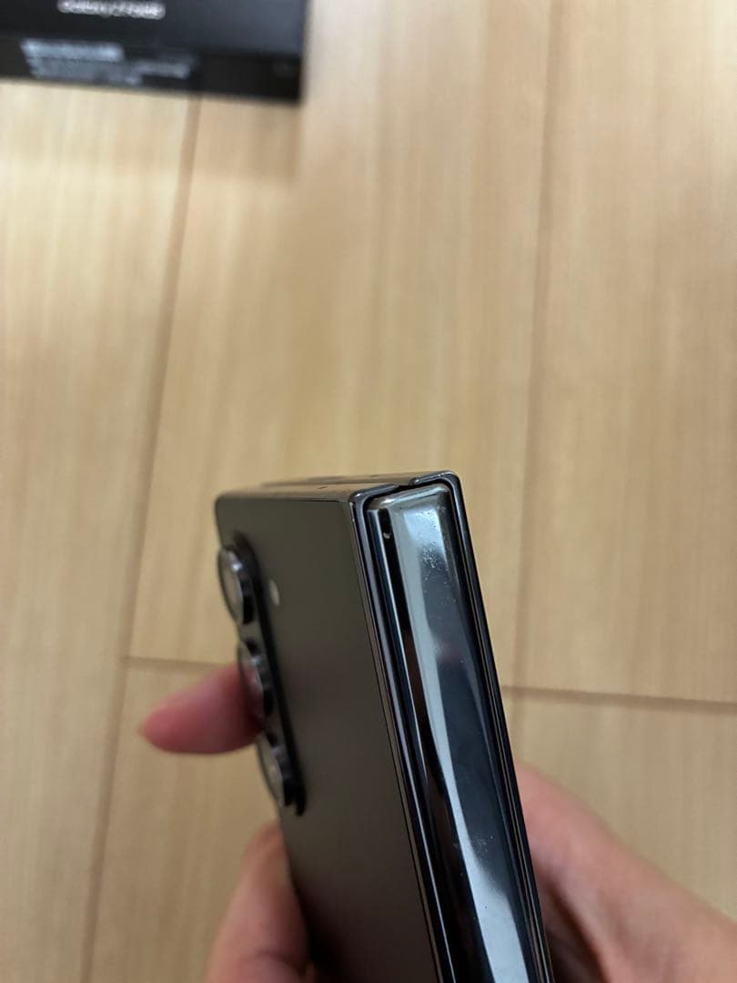 にこ　Galaxy Z Fold5 256GB au版 Phantom