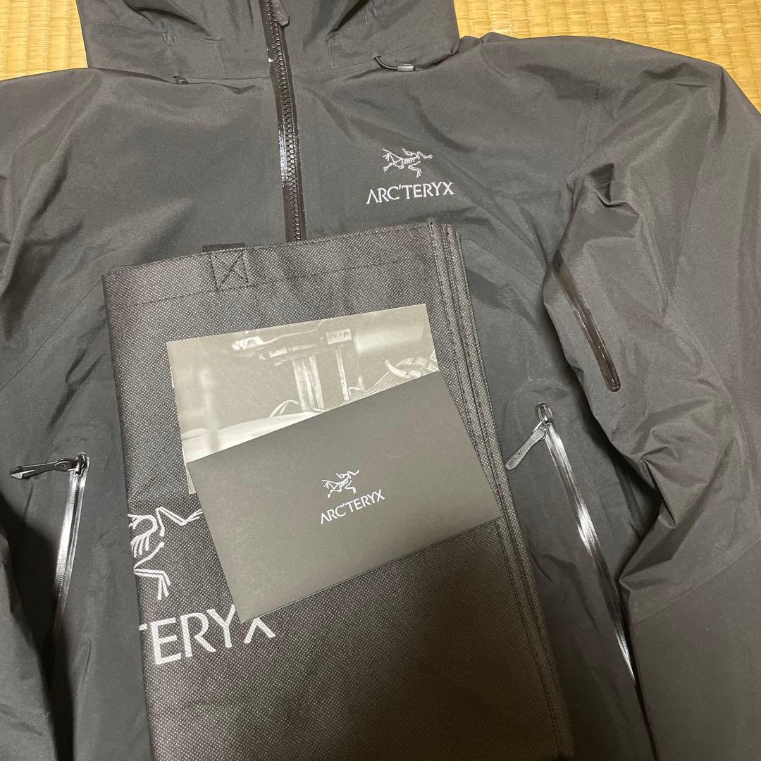 新品同様 ARC'TERYX ベータ beta ar black
