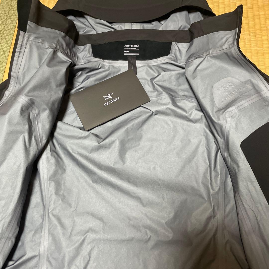 新品同様 ARC'TERYX ベータ beta ar black