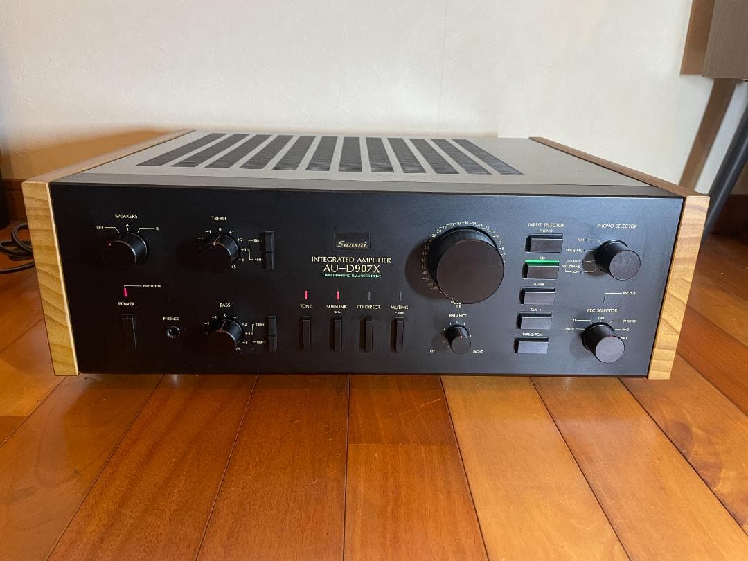 ジャンク　SANSUI AU-D907X