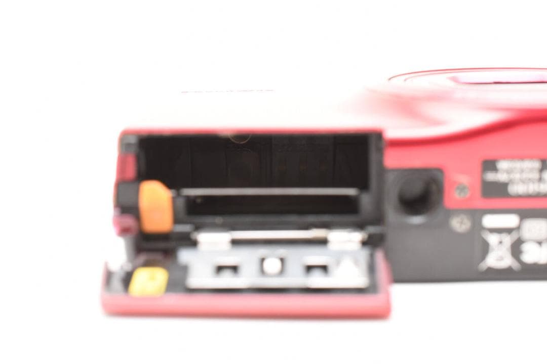 【ジャンク・動作品】Nikon COOLPIX S6100 スーパーレッド