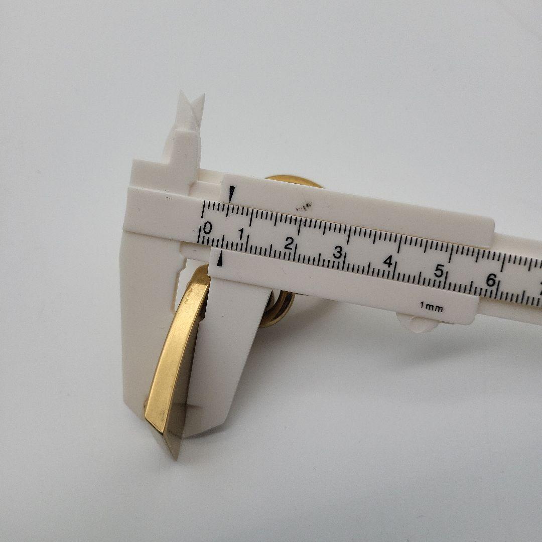 PRADAプラダ ロゴ プレート キーホルダー キーチャーム ゴールド