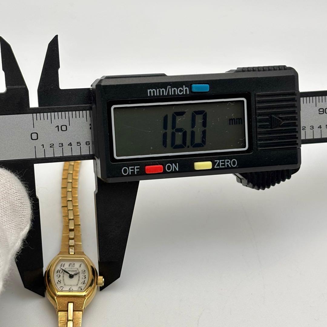 美品✨シチズン kii キー スクエア ゴールド エコドライブ 腕時計 ブレス