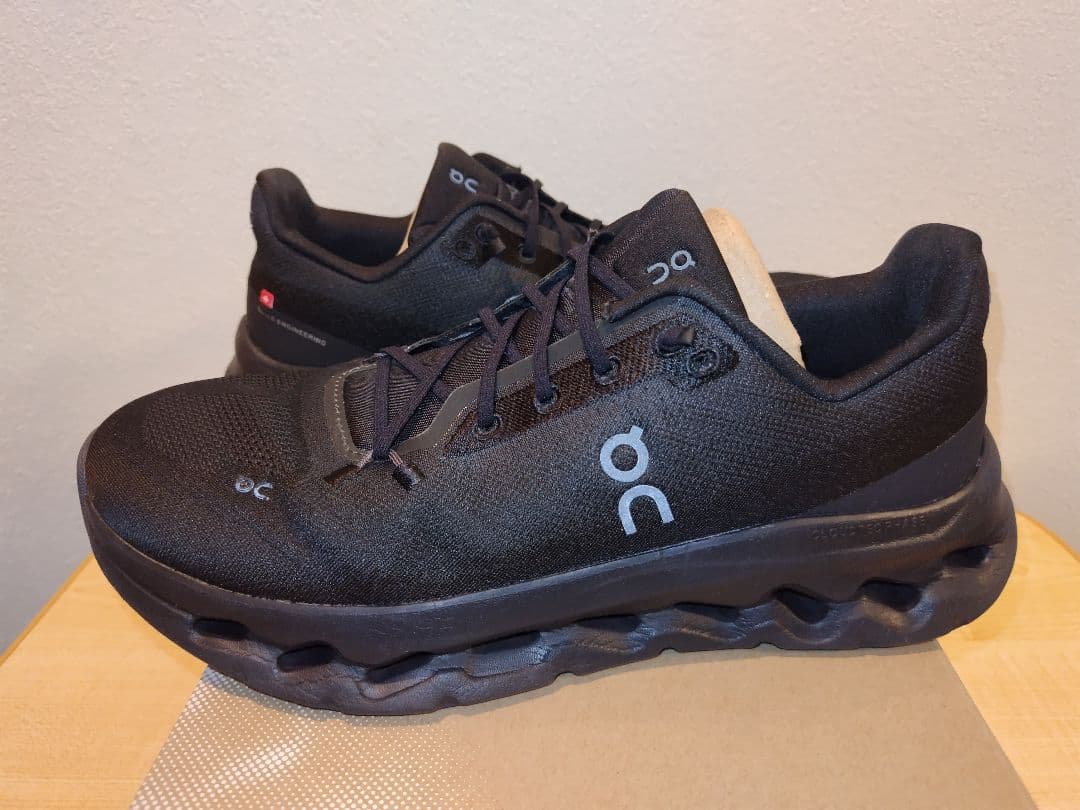 な*つ様 【美品】On CLOUDTILT オン クラウドティルト 27.5　ス