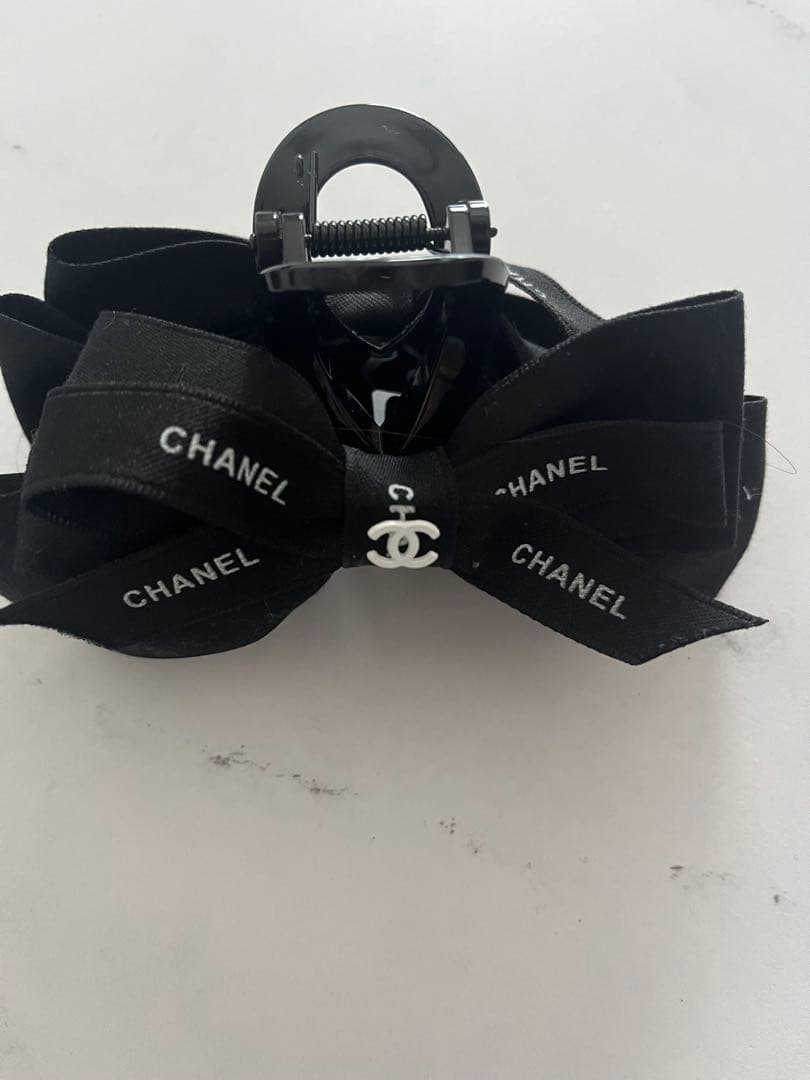 CHANEL リボンヘアクリップ ブラック