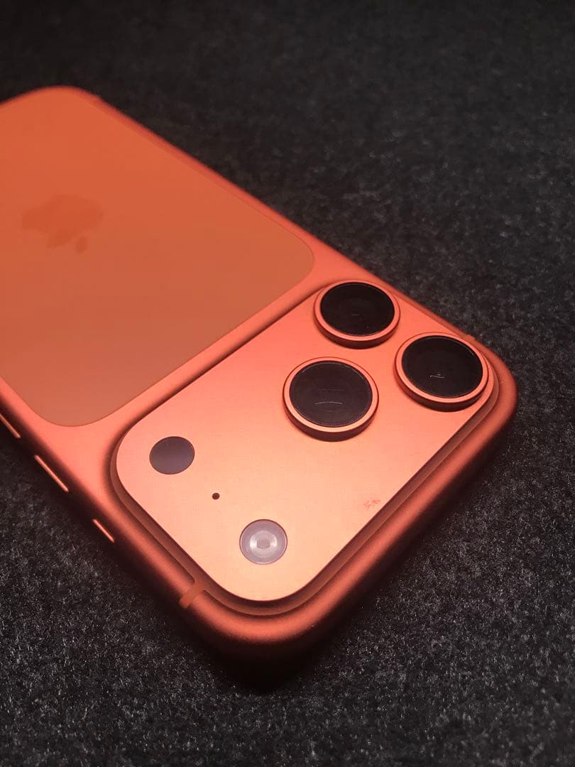 超美品 iPhone 17 Pro 256GB コズミックオレンジ