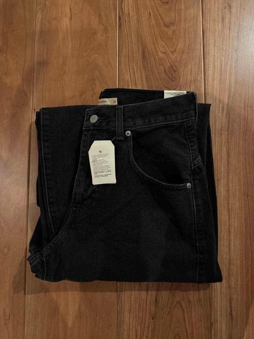 Levi's SUPER BAGGY バレルジーンズ ブラック　Ｗ２６