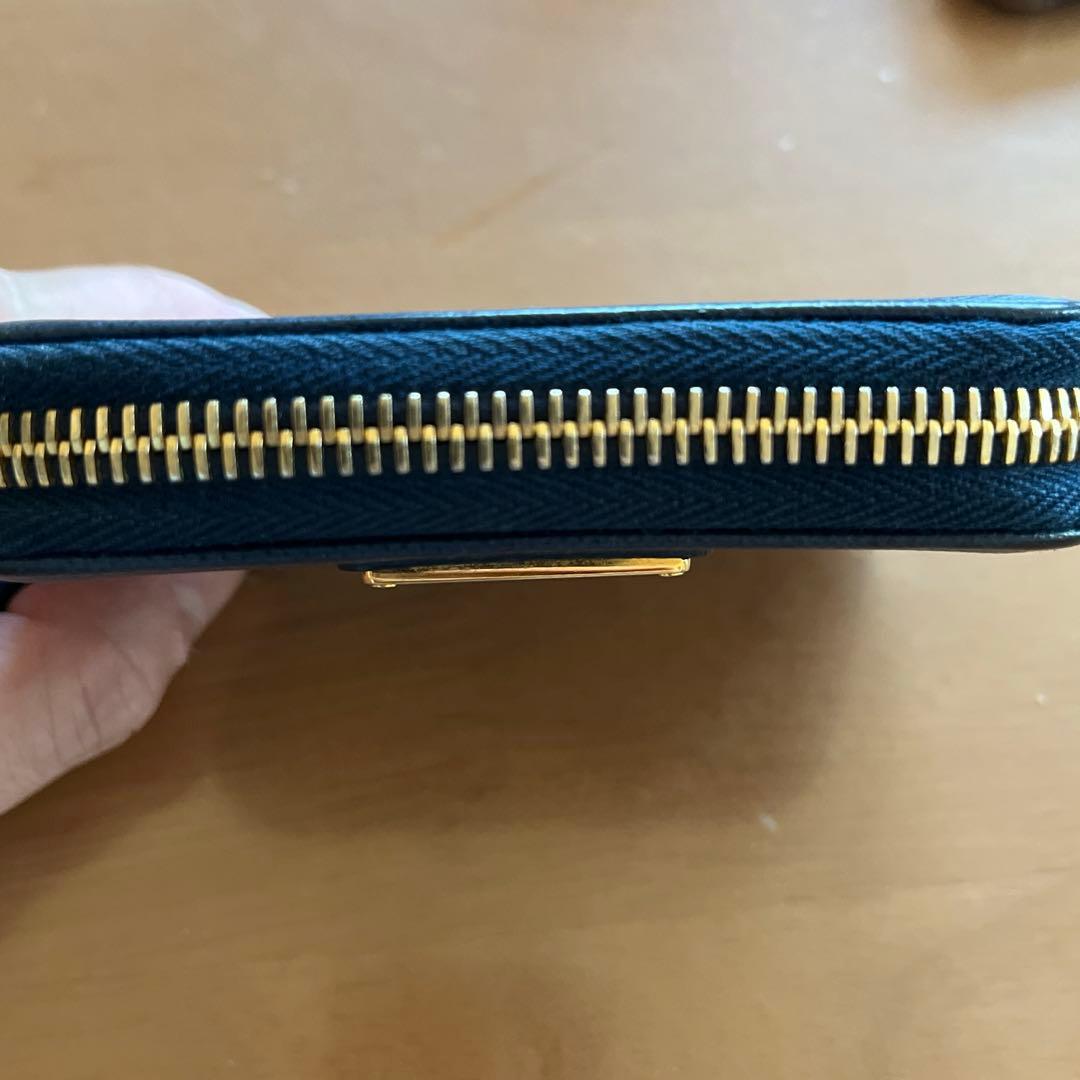 最終値下げ プラダ PRADA  サフィアーノ トライアングル ブルー