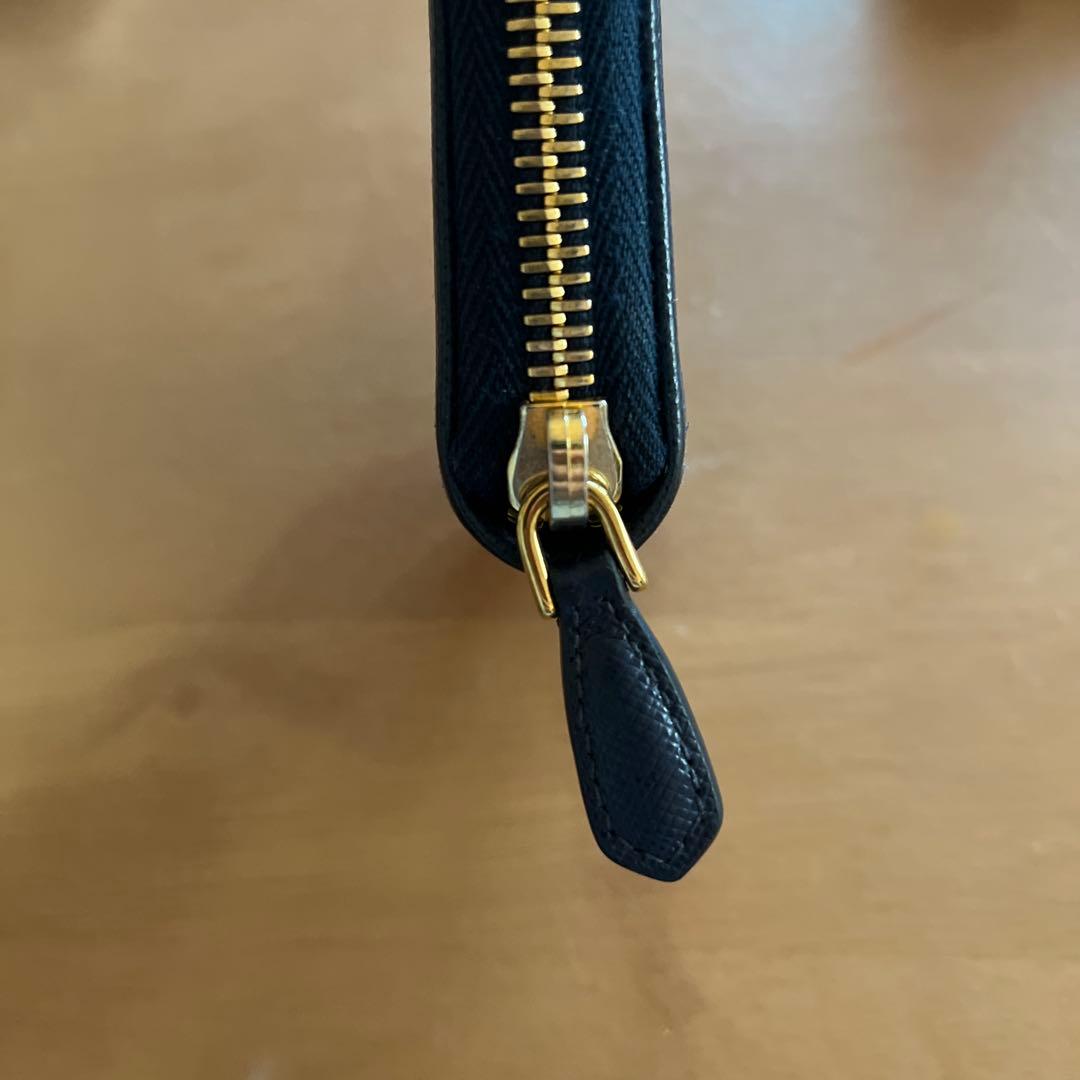 最終値下げ プラダ PRADA  サフィアーノ トライアングル ブルー