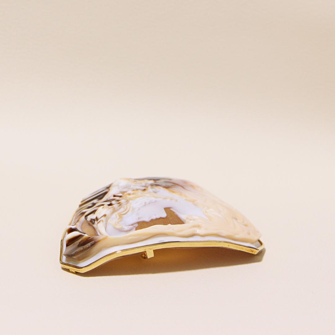 18金 K18 三層シェルカメオ 帽子 シェル　カメオブローチ　ペンダント