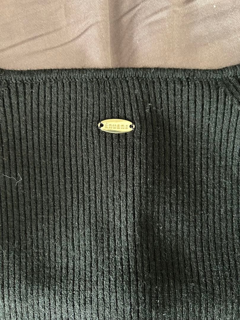 anuans シルクカシミアブレンドデコルテリブニット ブラック