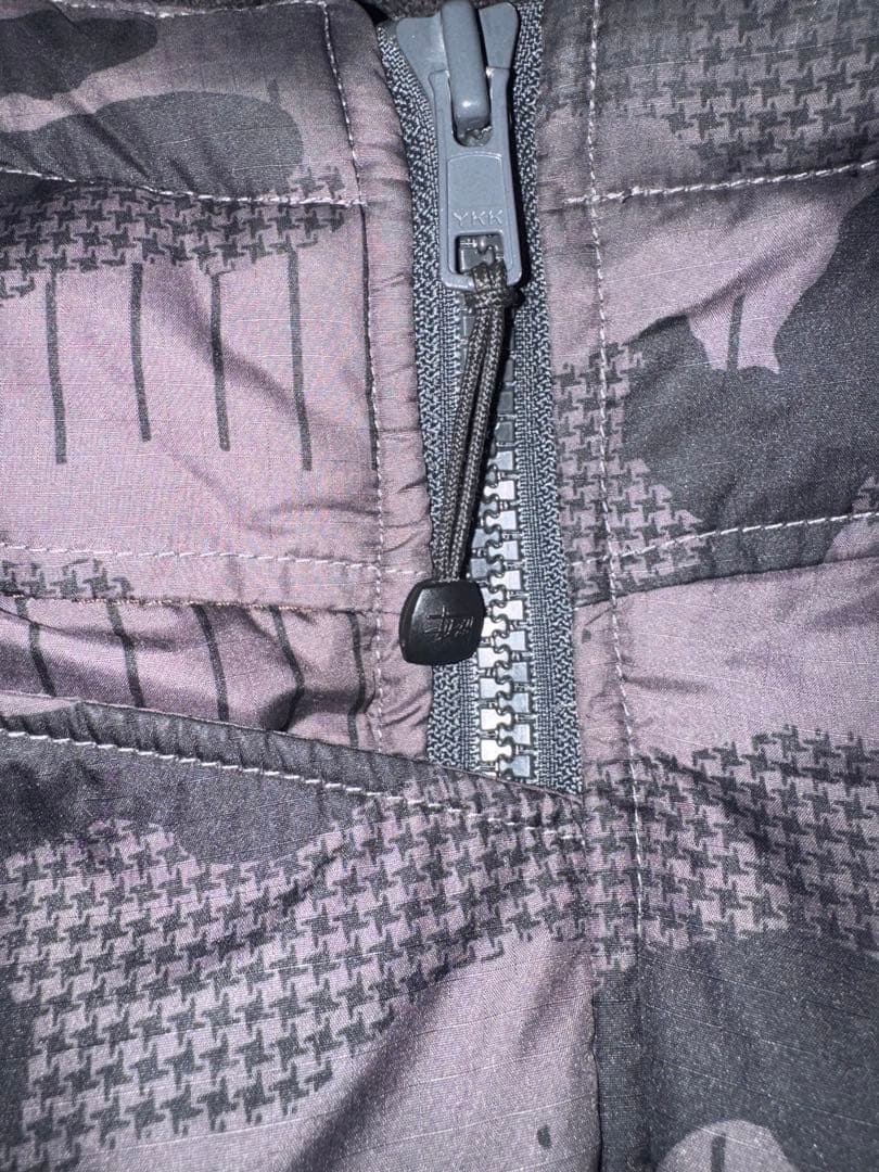 stussy カモフラージュ柄 ダウンジャケット