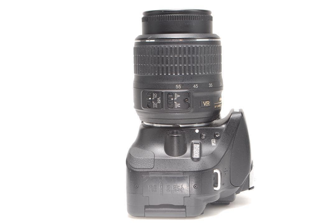❤️おすすめ一眼レフ❤️Nikon D5200 標準レンズセット おすすめ一眼レフ