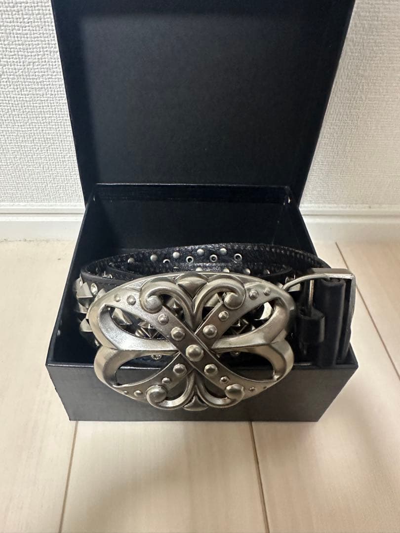 DND4DES スタッズ付きレザーベルト