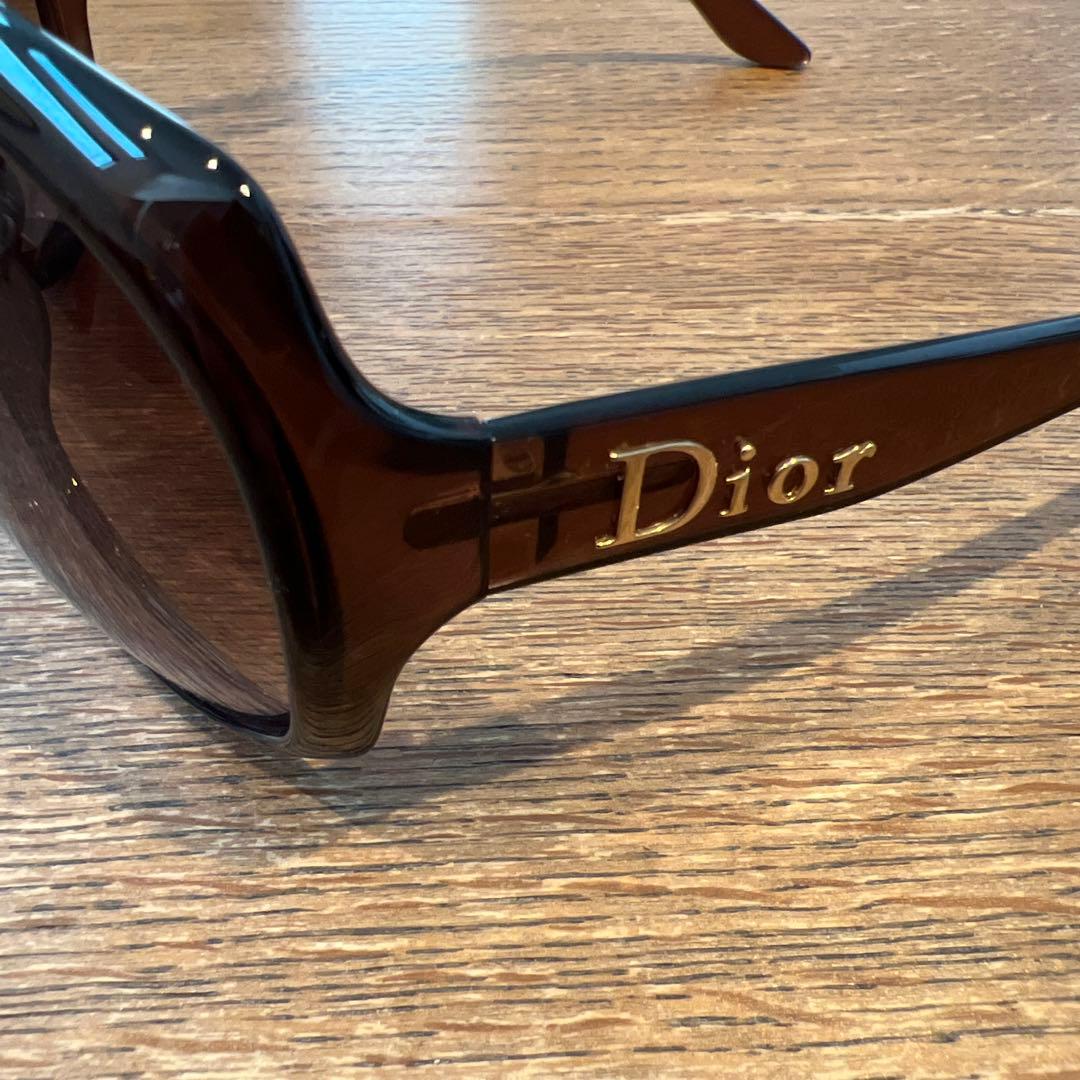 Dior GLOSSY1 ブラウン サングラス ゴールドロゴ