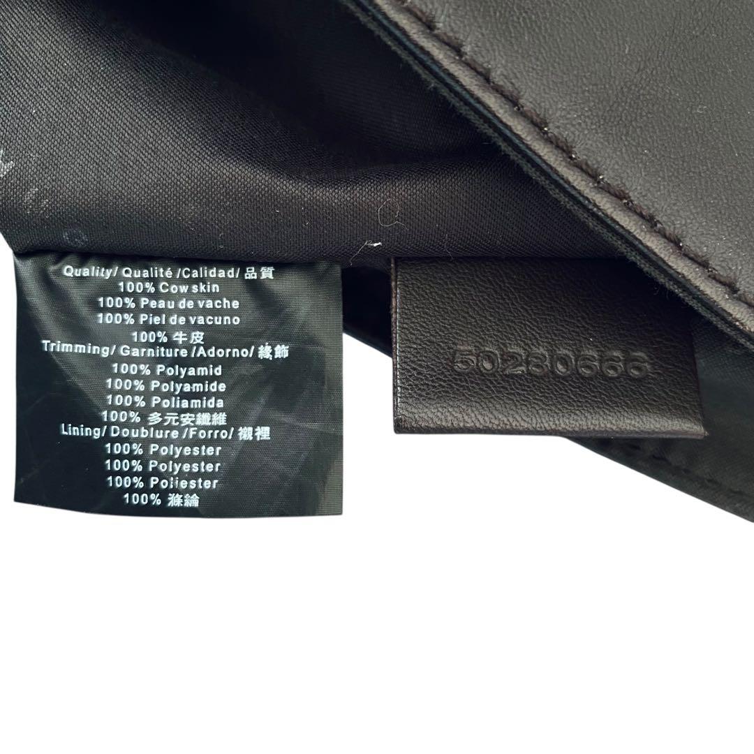 HUGO BOSS ヒューゴボス 美品 レザー メッセンジャーバッグ A4収納