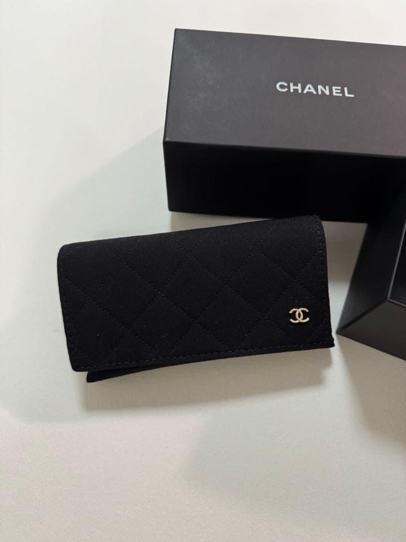 定価以下　新品未使用　スクエアシェイプサングラス　限定品　CHANEL シャネル