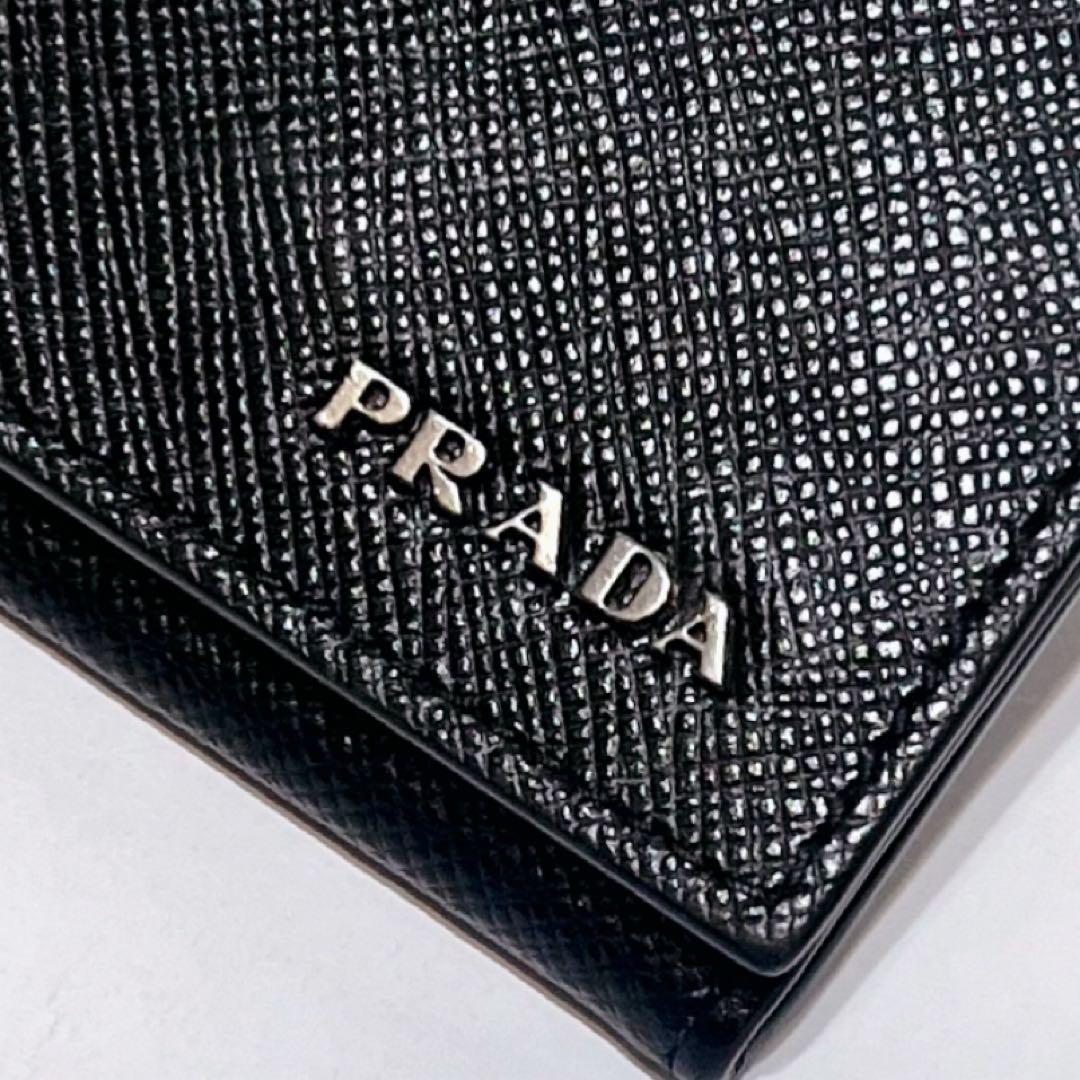 【美品】PRADA サフィアーノレザー メタルロゴ スクエア型 ケース
