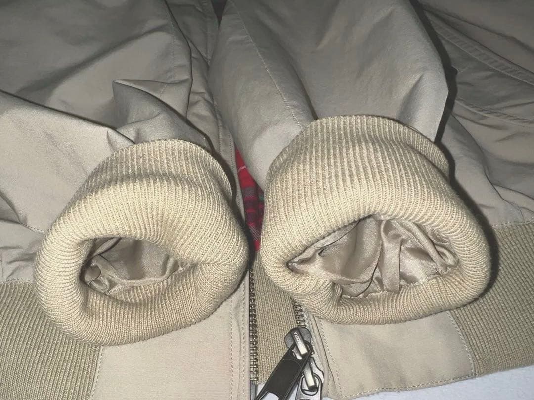 BARACUTA G9 ベージュ 38