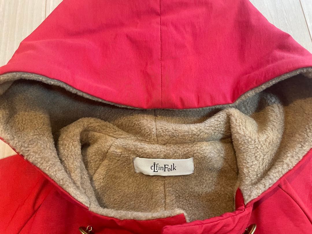 新品同様の美品　el finFolk 赤 コート フリース裏地