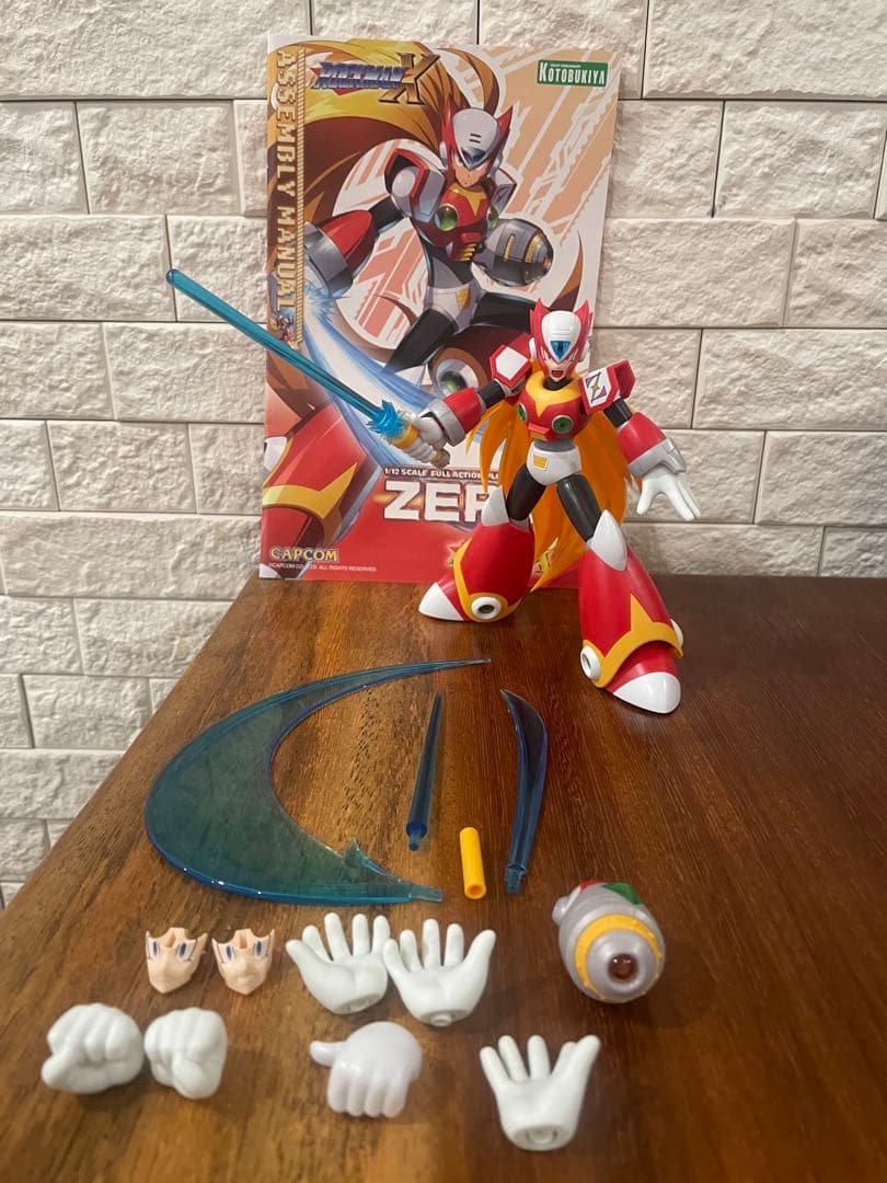 【組立済】コトブキヤ ロックマンX ロックマン　ゼロ プラモデル　セット