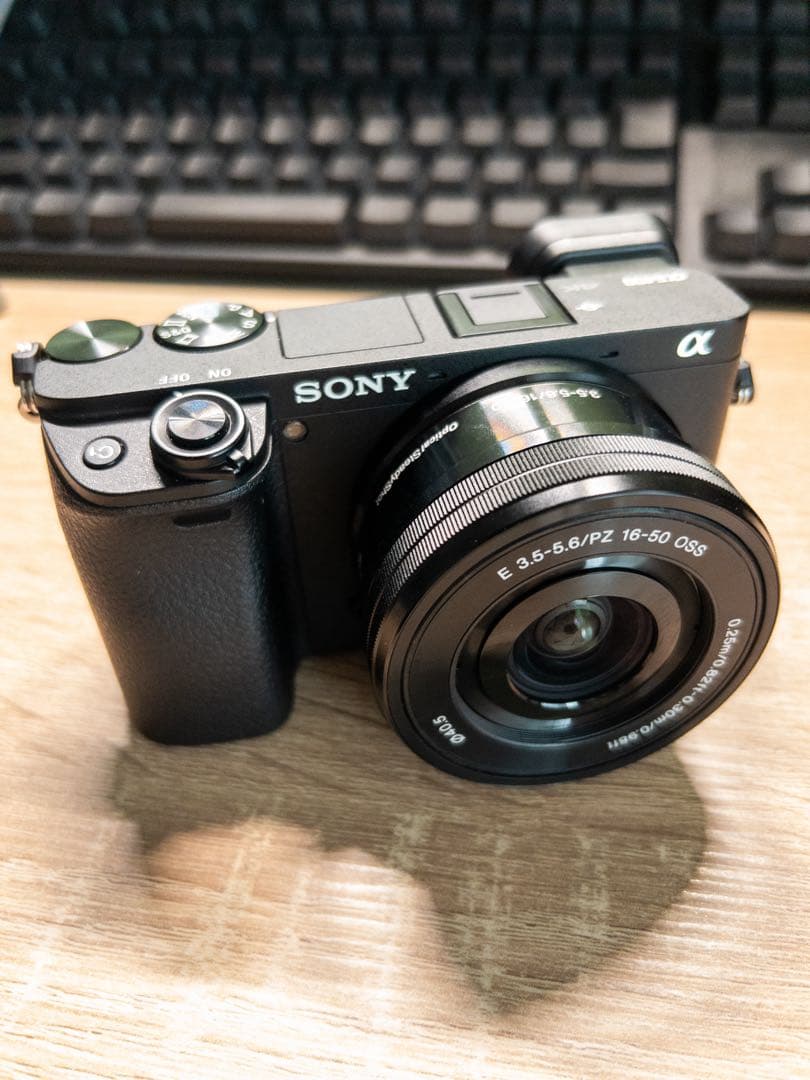 SONY α6400 パワーズームレンズキット