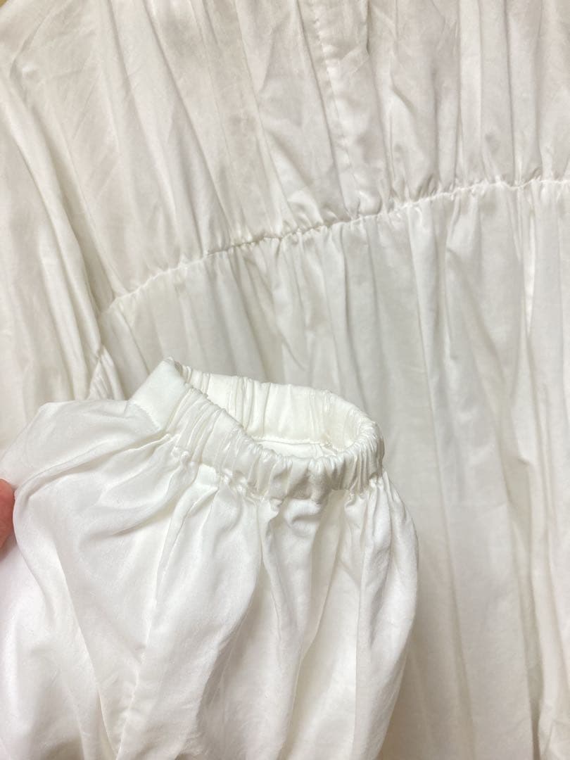 ハウスオブロータス ホワイトドレープローンギャザーブラウス