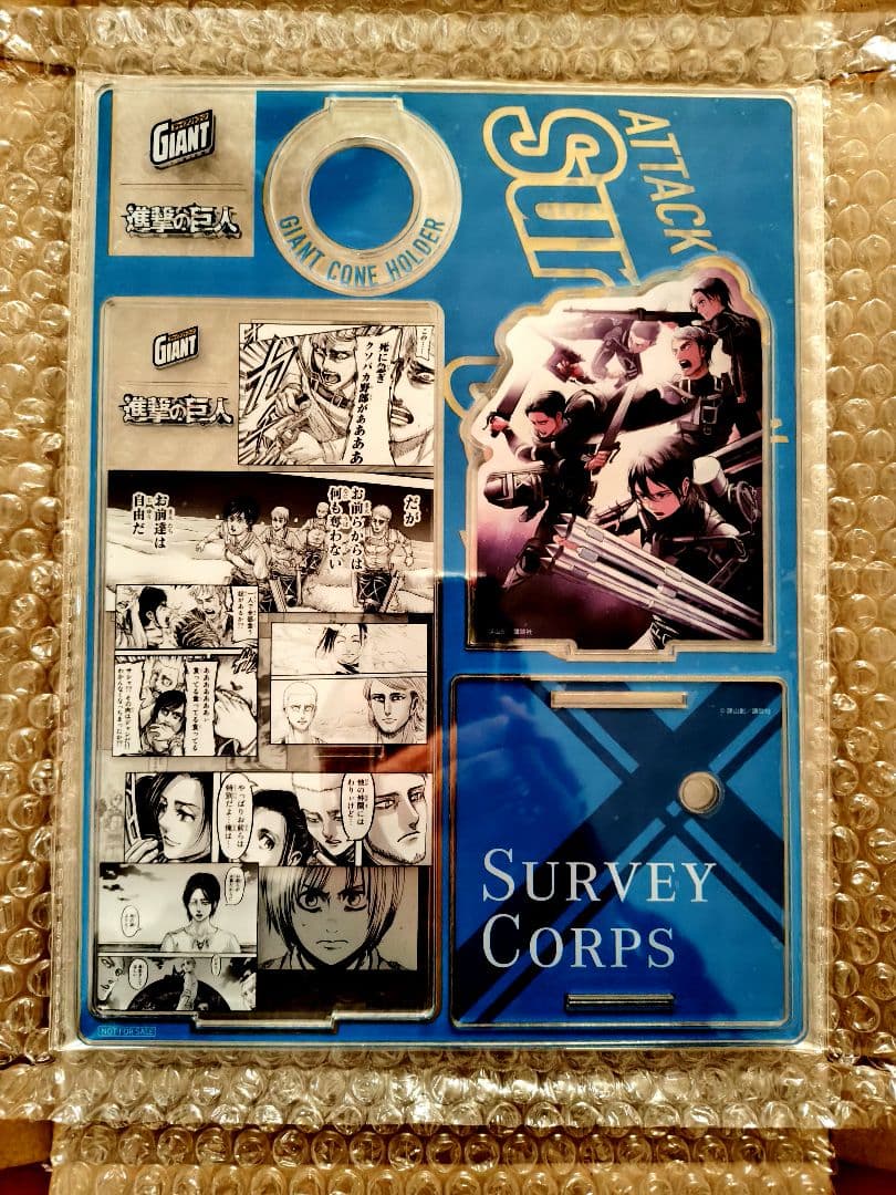 進撃の巨人　ジャイアントコーンコラボアクリルスタンド　5種セット