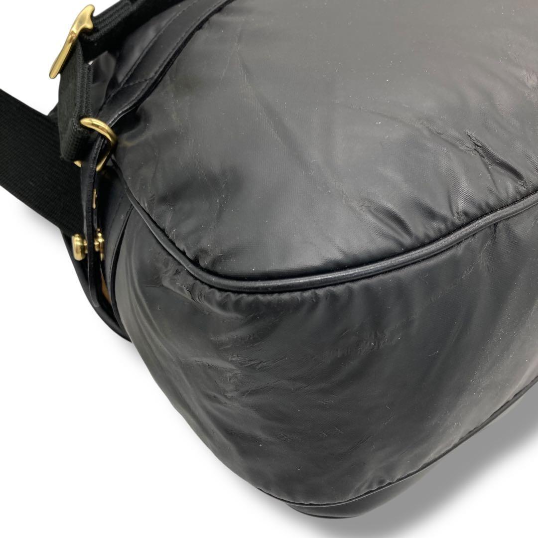 ハンティングワールド ショルダーバッグ メッセンジャーバッグ ブラック