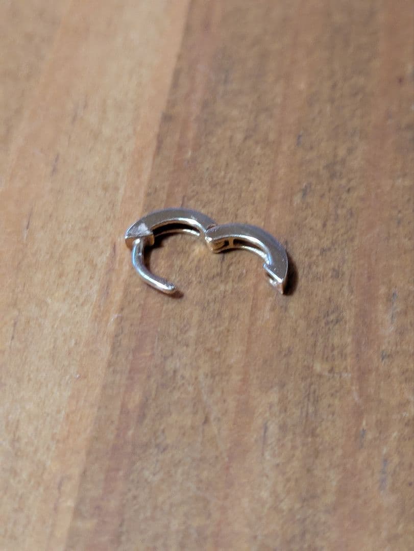 18kピンクゴールド 世界最小フープピアス 片耳用