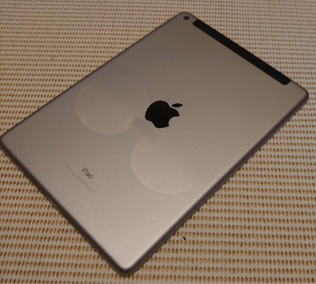 完動品SIMフリーiPad第5世代(A1823)本体128GB送料込VP8LA