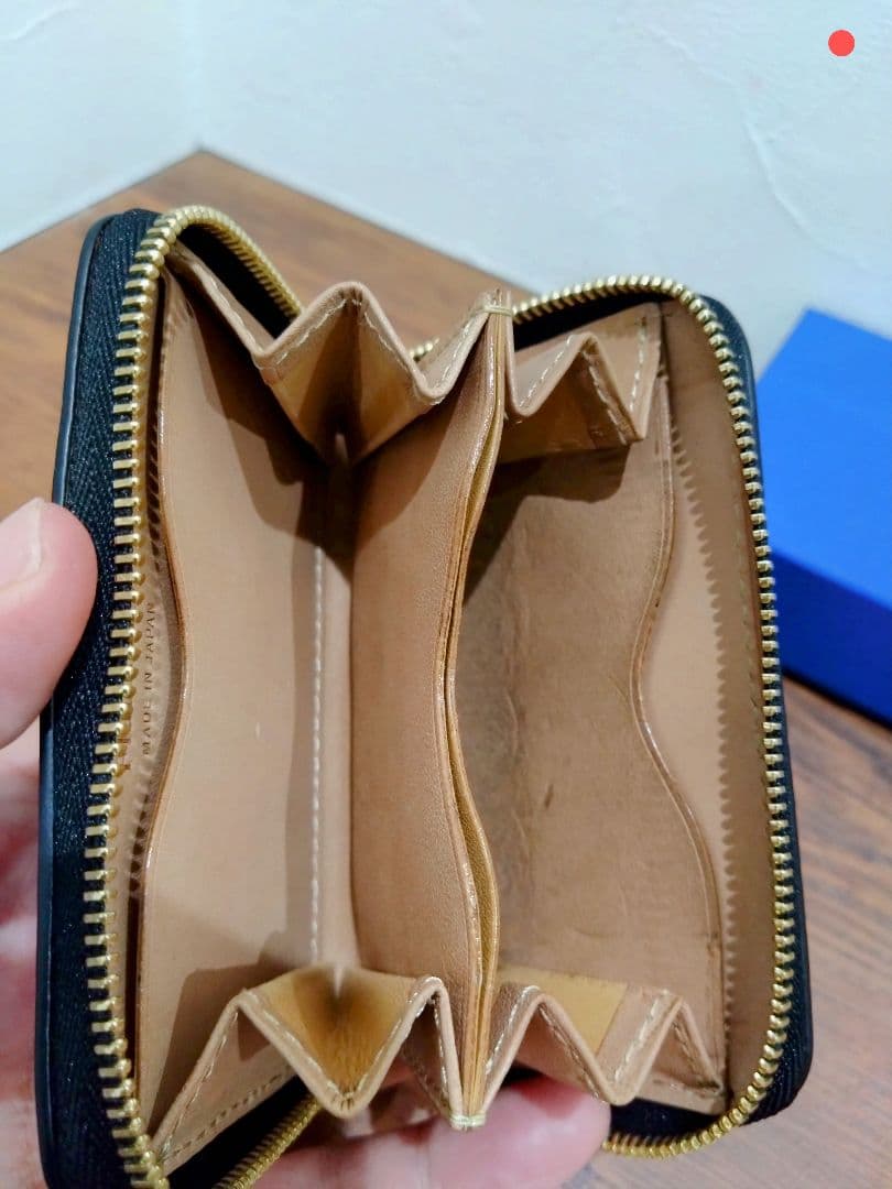 【★期間限定セール】Flathority シェルコードバンラウンドケース黒