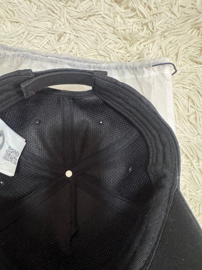 正規品MONCLER ブラック ベースボールキャップレディース
