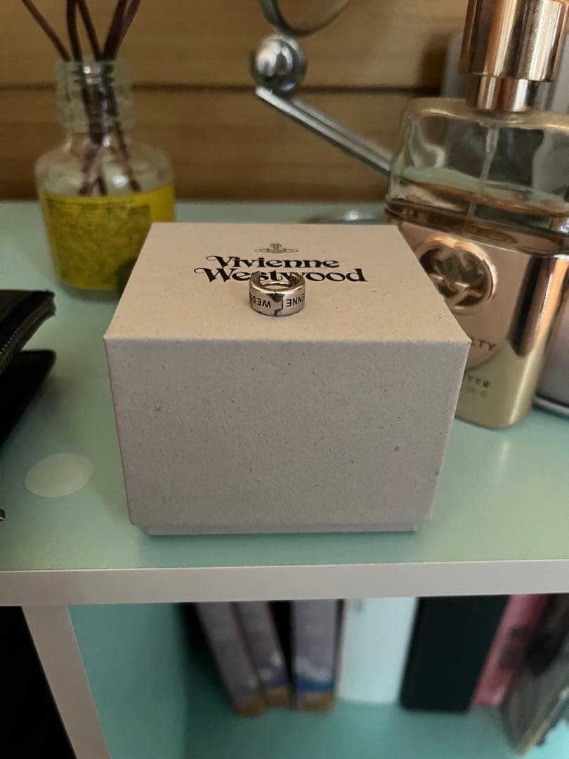 Vivienne Westwood MAN KENTISH シングルフープピアス