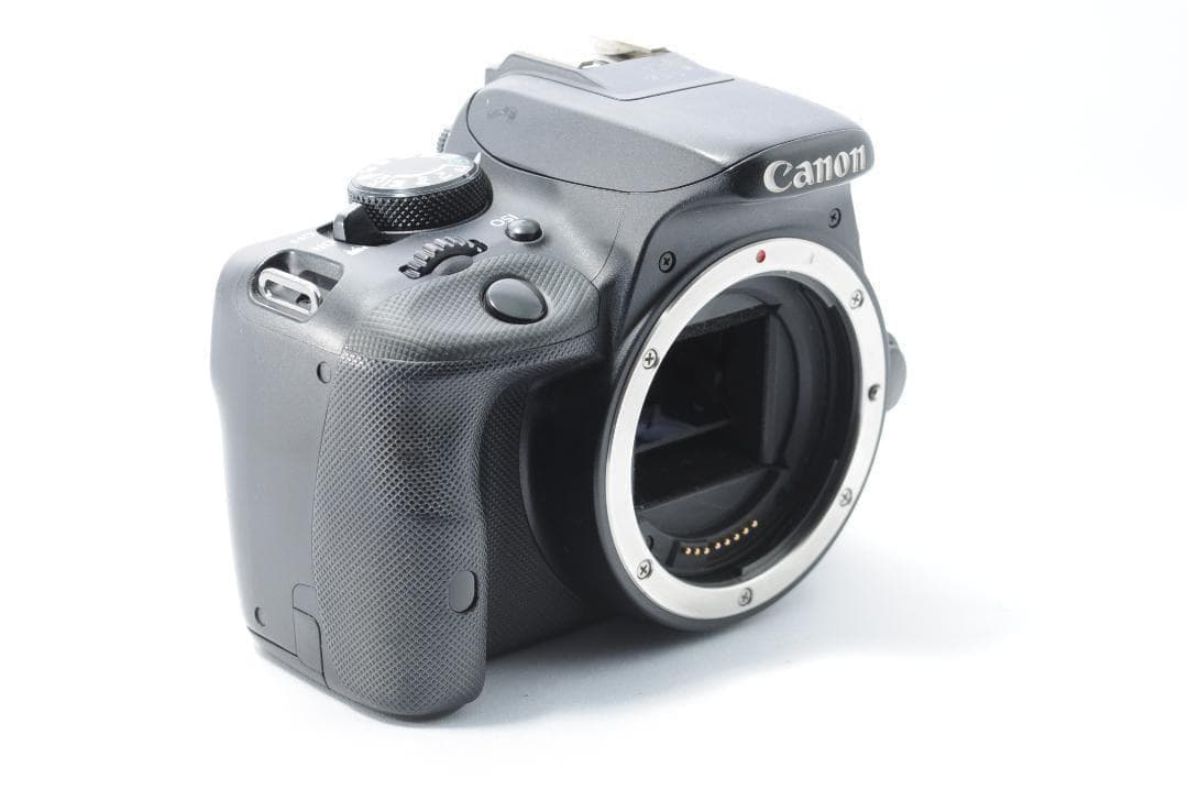 家族を綺麗に残せる❤️Canon Kiss X7✨️小型・軽量で届いてすぐ使える