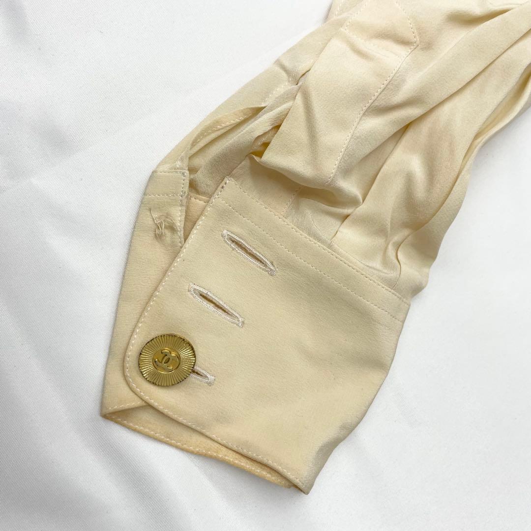 希少✨CHANEL ココボタン　ブラウス
