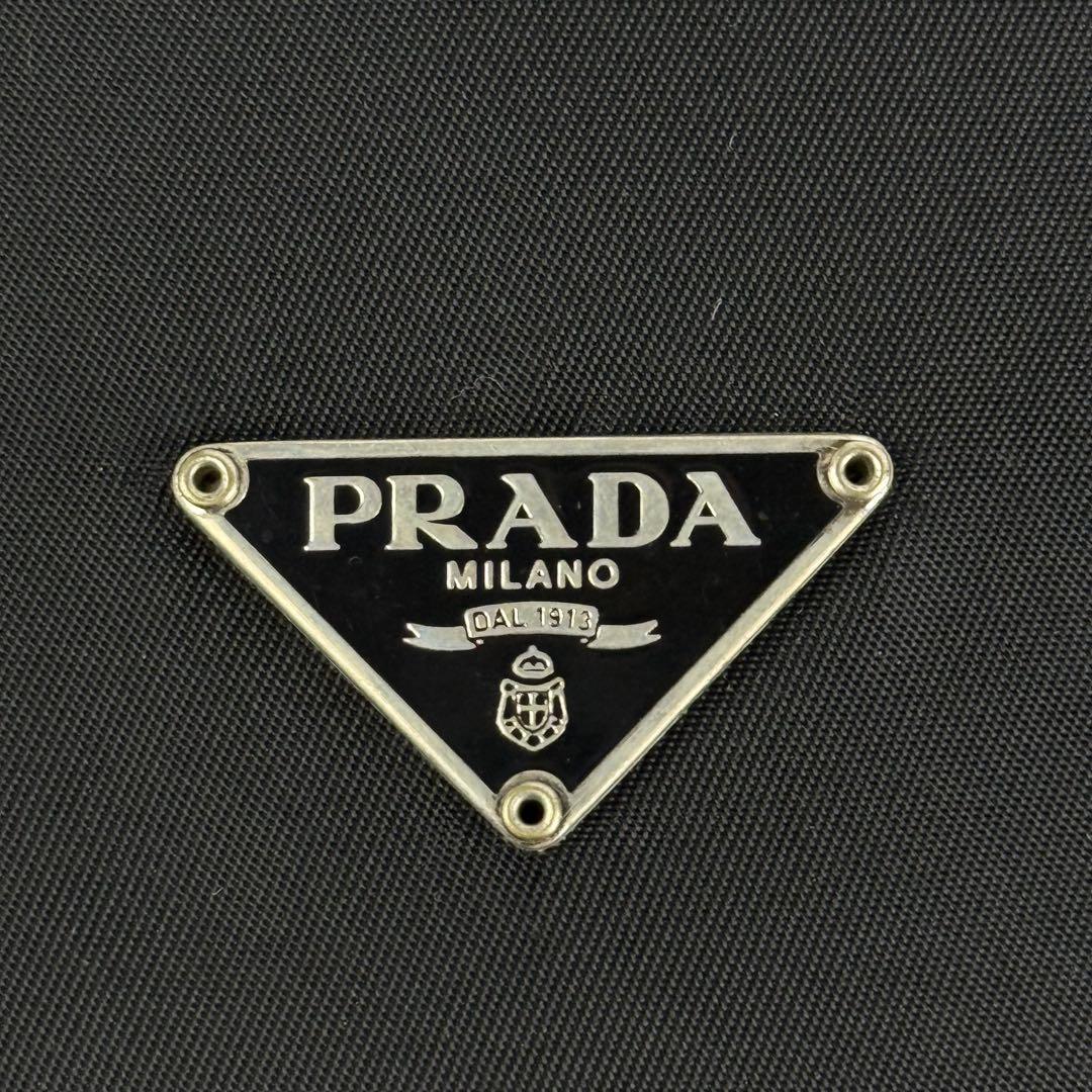【美品】PRADA プラダ 巾着ポーチ 三角ロゴ ナイロン ブラック 黒 白タグ