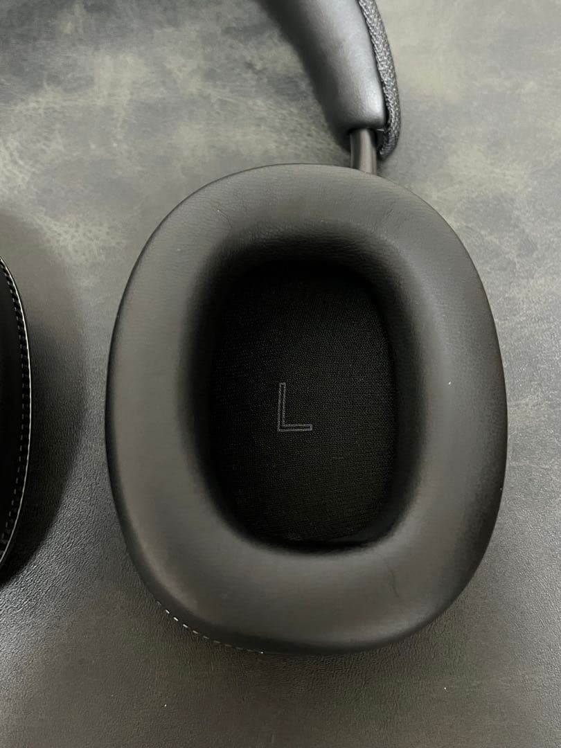 Bowers & Wilkins ワイヤレスヘッドフォン PX7 S3 ブラック