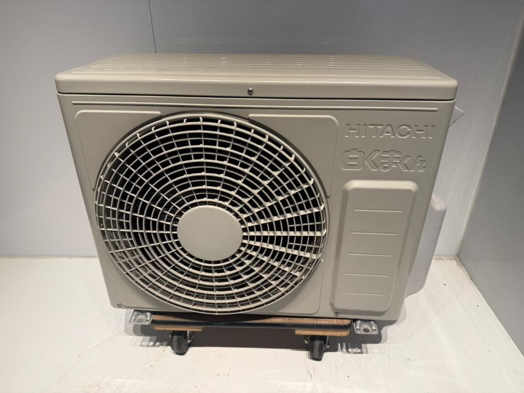 304　HITACHI　2021年製エアコン　6～8畳用　整備済み