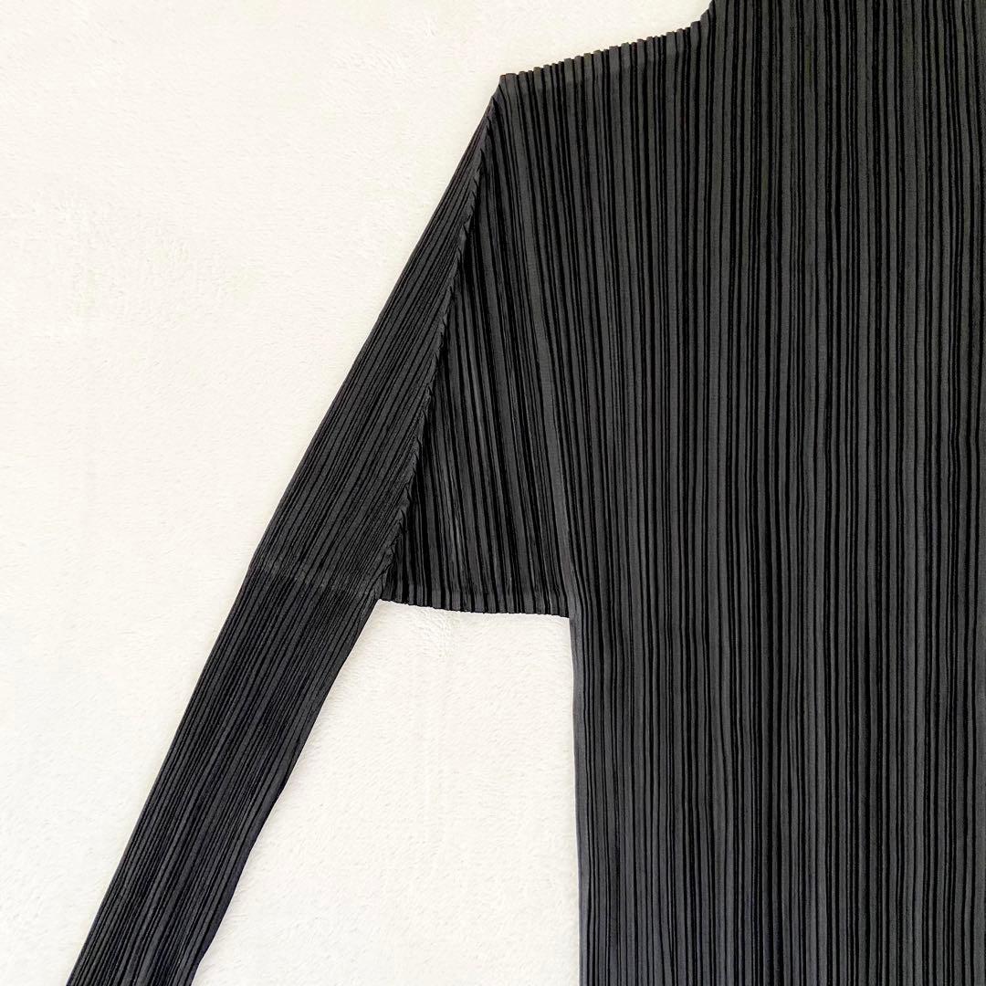 未使用タグ付き　PLEATS PLEASE イッセイミヤケ　タートルネック