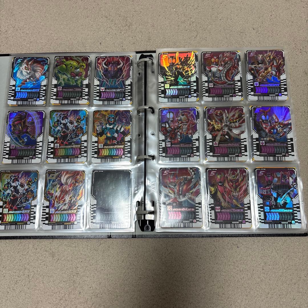 希少　仮面ライダー　トレカ　PHASE 他　まとめ売り　全232枚　引退品