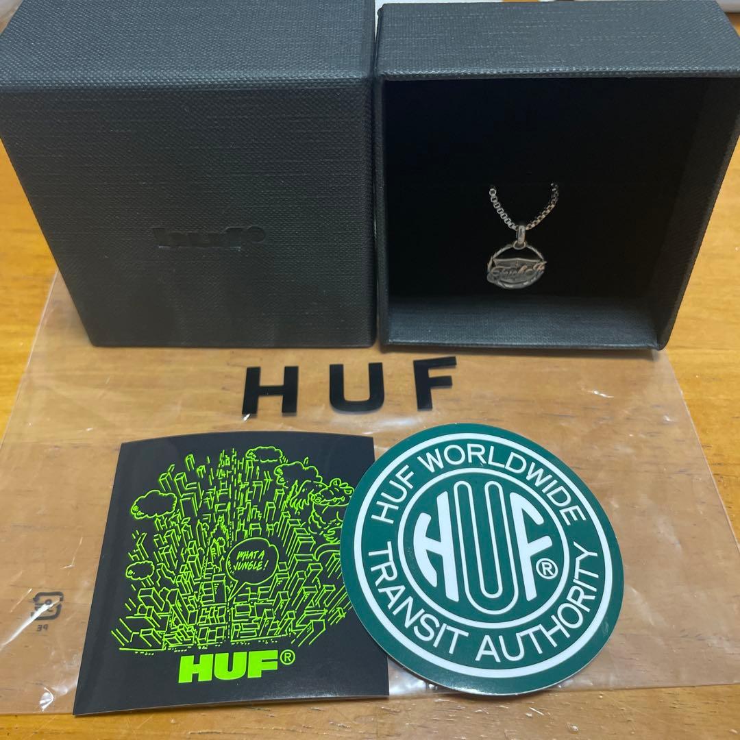 HUF ロゴペンダントネックレス