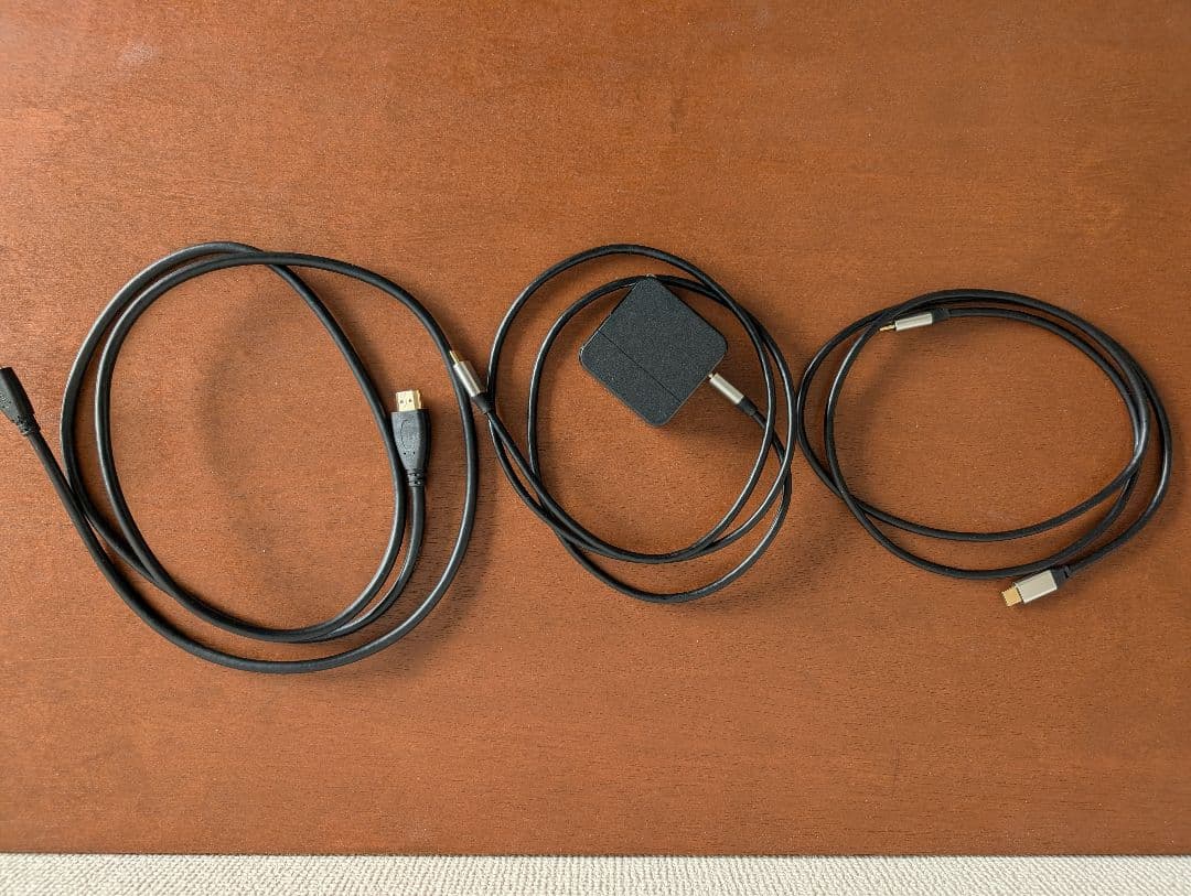 JAPAN NEXT　15.6インチ FHD モバイルディスプレイ