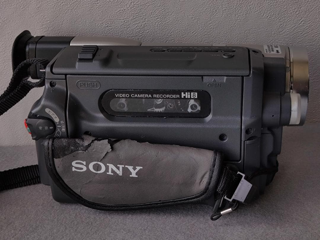 SONY ソニー　CCD-TRV96　ハンディカム　Hi8　　ビデオカメラ